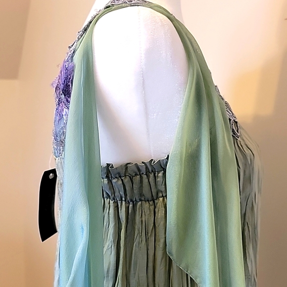 Lee Andersen Frosted Glass Dress Water - Picture 4 of 6